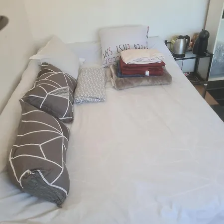 Quickhostel Victoire Bed and breakfast Burdeos